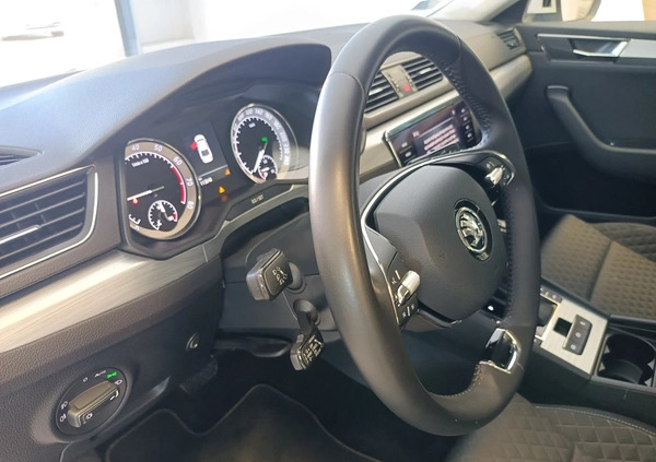 Skoda Superb cena 119900 przebieg: 113122, rok produkcji 2021 z Jastrzębie-Zdrój małe 497